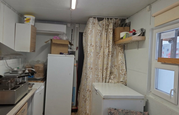 Kiosk 18 m2 for sale - suitable for any business