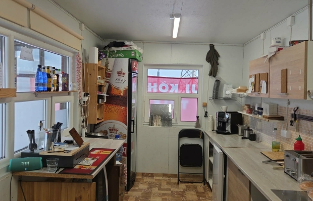 Kiosk 18 m2 for sale - suitable for any business