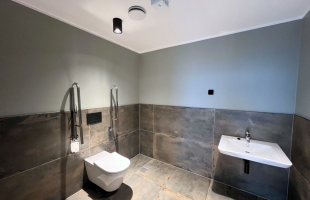 LUMMAVA MEREVAATE JA AVARA TERRASSIGA ÄRIPIND PÕHJA-TALLINNAS!