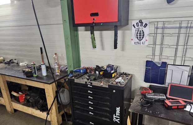 Продается действующая автомастерская с современным оборудованием, инструментом и оборудованием и действующим договором аренды.