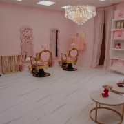 Продается необычный салон красоты и бар красоты в Таллинне - готовая концепция и бренд