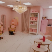 Продается необычный салон красоты и бар красоты в Таллинне - готовая концепция и бренд