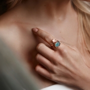 Nordic jewelry brand/e-shop - 77% margin - 10k customer base