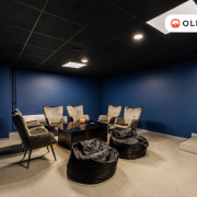 The lounge business is ready for a new owner!