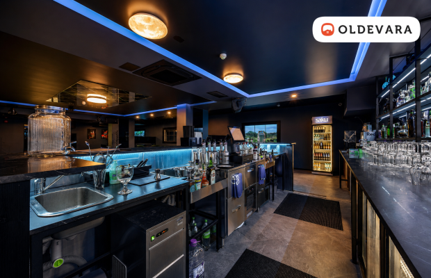 The lounge business is ready for a new owner!