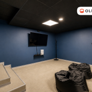 The lounge business is ready for a new owner!