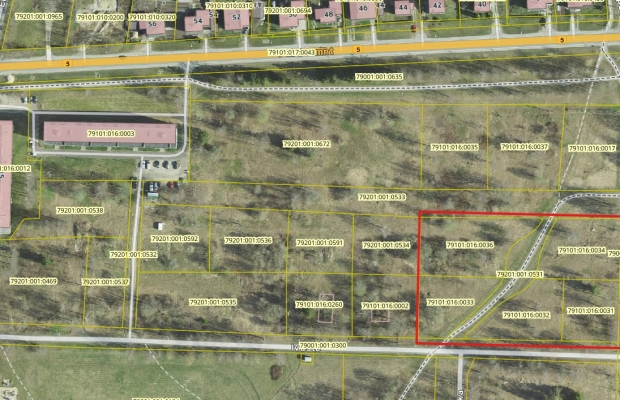 A collection of properties with a total area of 7,998 m² in Tapal for private development