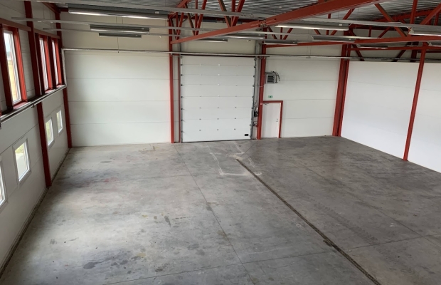 Сдается коммерческое помещение, склад, 375,7 м² - Tiigi tee 2, Оссу, Камбьяская волость, Тартумаа