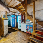 Jüri keskus, äriedu toetav asukoht