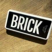 Müüa valmis Brick powerbank-rendi äri Eestis – 20 jaama + 160 powerbanki