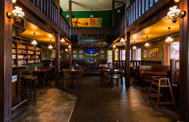 Tegutsev pubi Rapla kesklinnas – hoone, maa, inventar ja seadmed