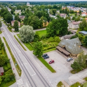 Tegutsev pubi Rapla kesklinnas – hoone, maa, inventar ja seadmed