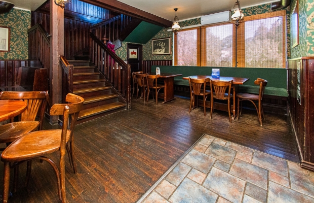 Tegutsev pubi Rapla kesklinnas – hoone, maa, inventar ja seadmed