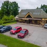 Tegutsev pubi Rapla kesklinnas – hoone, maa, inventar ja seadmed