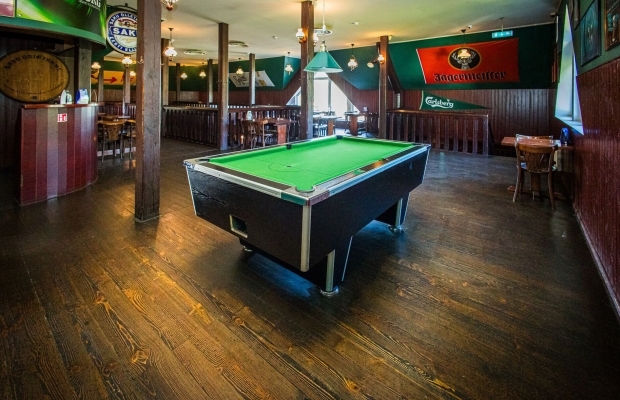 Tegutsev pubi Rapla kesklinnas – hoone, maa, inventar ja seadmed