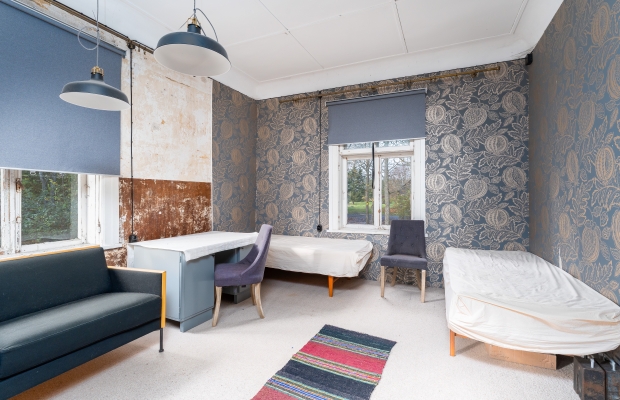 Väärika hingega endine kirikumõisa peahoone ootab uut peremeest!