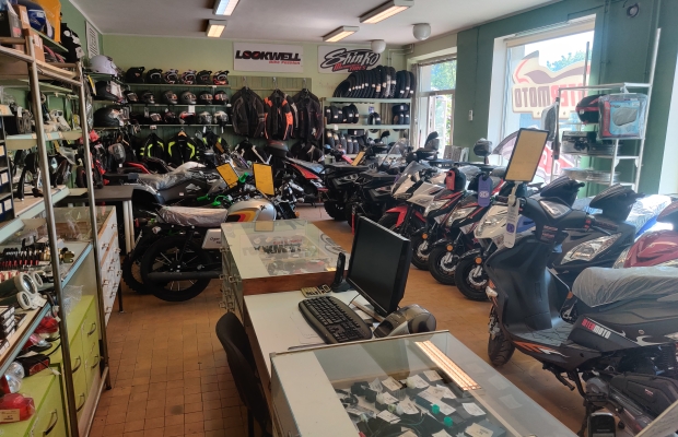 Müüa pika ajalooga ja toimiv mototehnika ettevõte